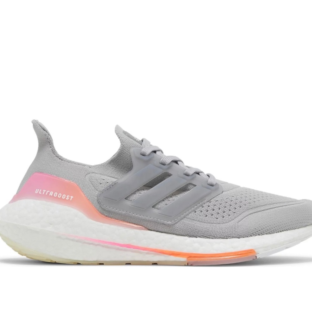 Women’s adidas ultraboost 21 size 7